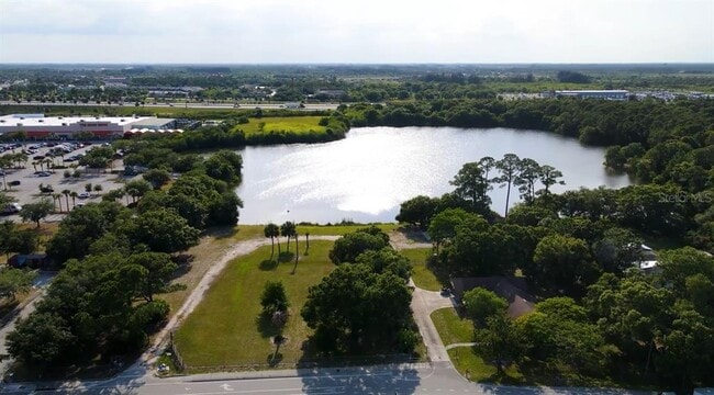 Building Photo - 2511 S Jenkins Rd