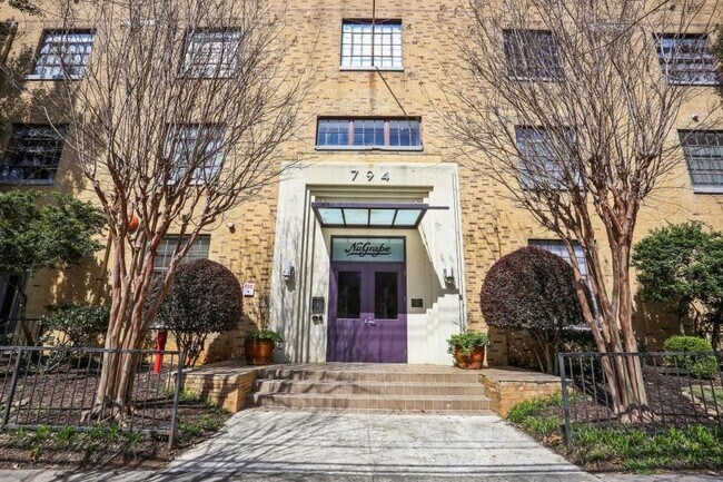 Building Photo - 794 Ralph McGill Blvd NE
