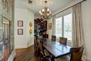 Building Photo - 3783 Carlon St