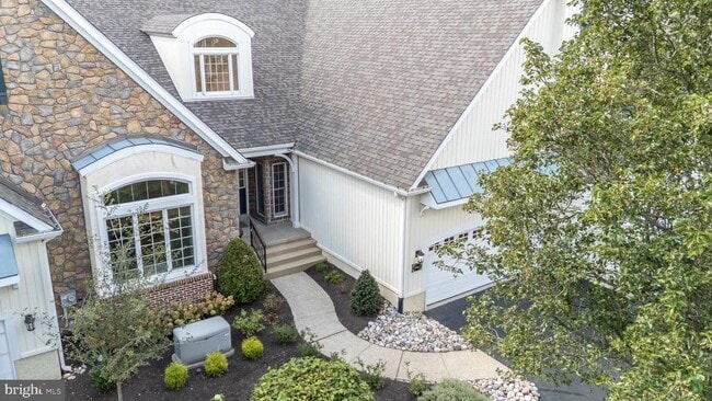 Building Photo - 5812 Hickory Hollow Ln