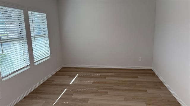 Building Photo - 612 Tidal Dr