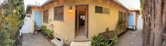 Building Photo - 124 N Beachwood Dr