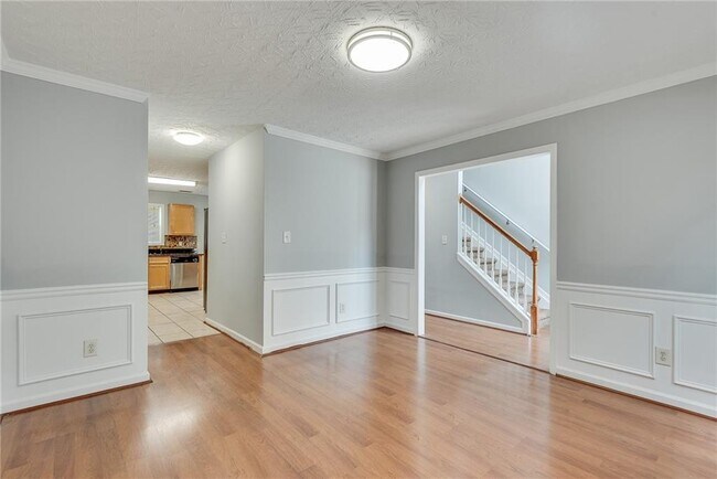 Building Photo - 3337 Baymount Way