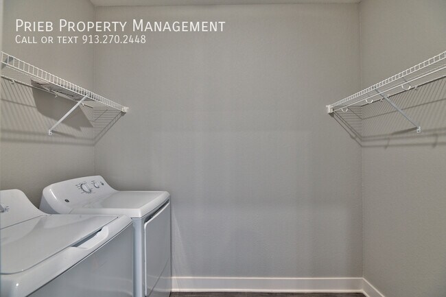 Building Photo - 22204 W 123rd Terrace