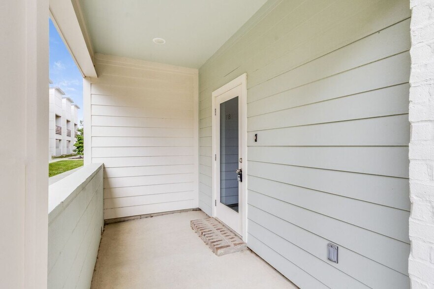 Building Photo - 118 Gadwall Dr