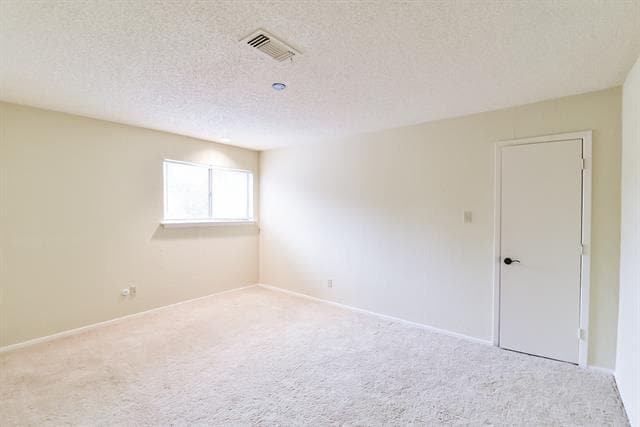 Building Photo - 3604 Lake Champlain Dr