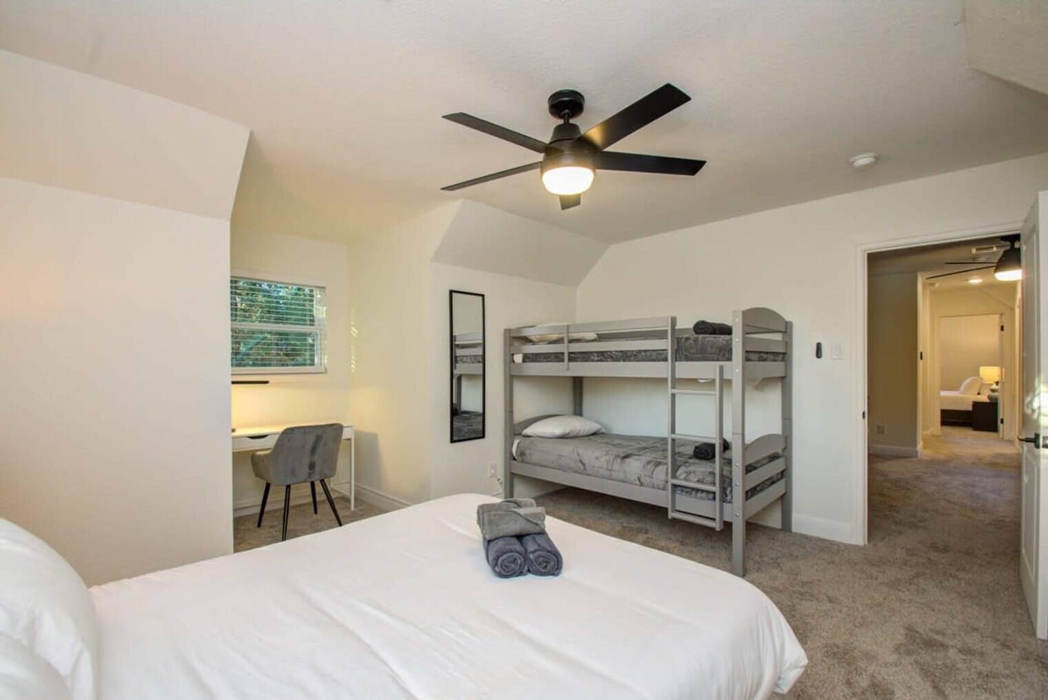 Building Photo - 5907 Warm Springs Rd