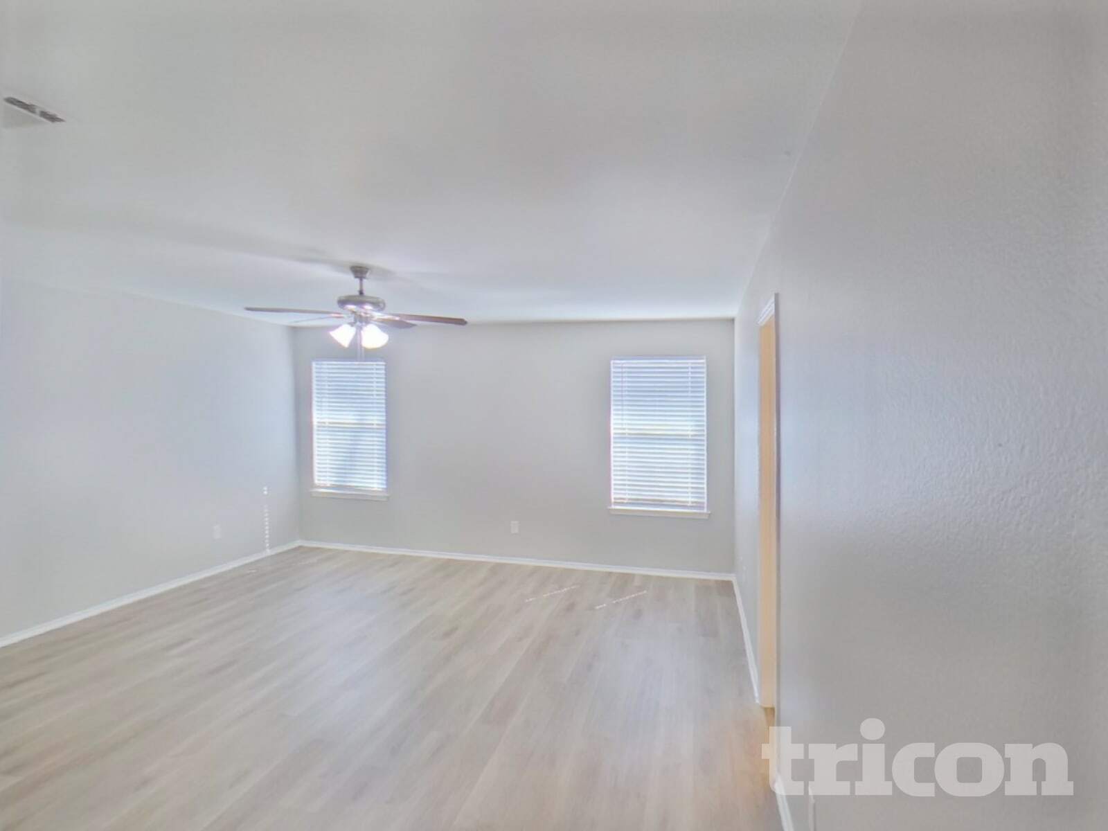 Building Photo - 50 Larkspur Dr