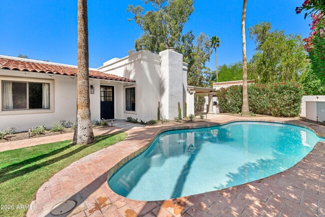 Building Photo - 7602 E Vía Del Reposo