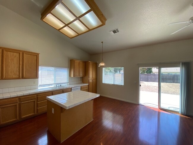 Building Photo - 5990 Travo Way