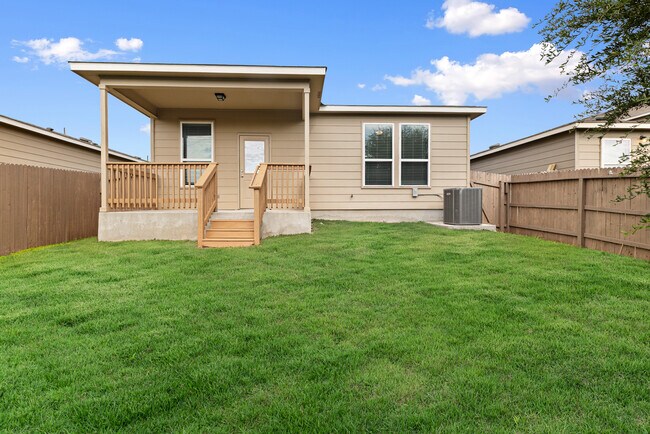 Building Photo - 10719 Noble Canyon