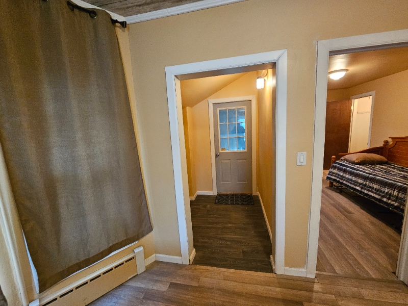 Building Photo - 513 13th Ave SE