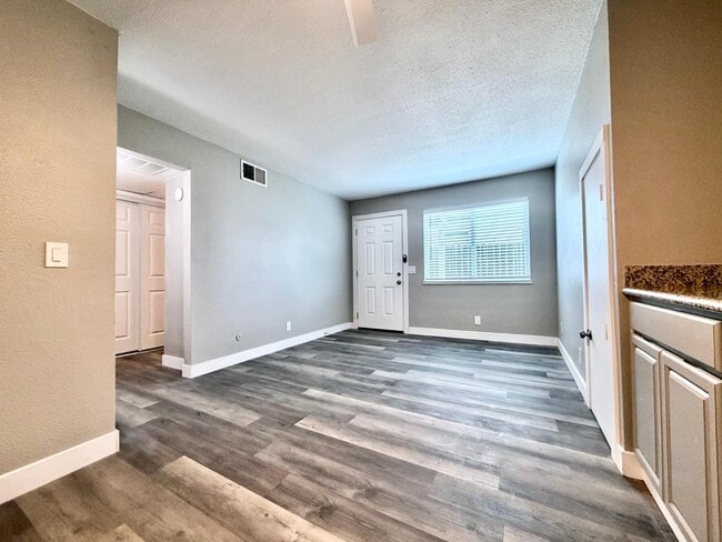 Building Photo - 1819 W St