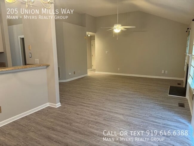 Building Photo - 205 Union Mills Way