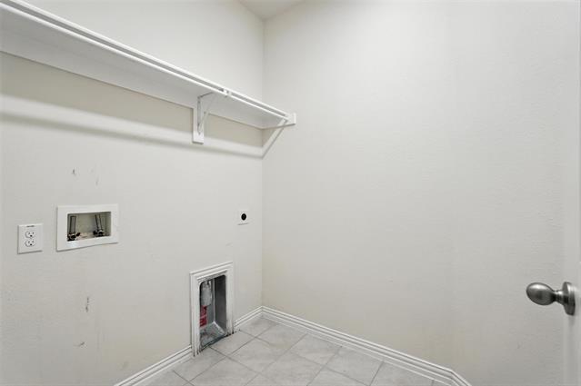 Building Photo - 6214 Heron Dr