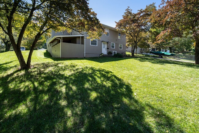 Backyard - 487 Kentucky Ave