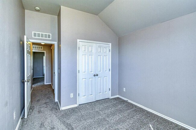 Building Photo - 18012 Andalucia Dr