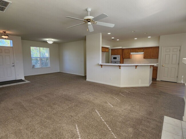 Building Photo - Home For Rent in Wildhorse Area of Minden