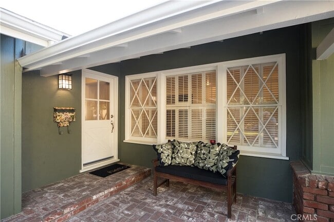 Building Photo - 13139 Valleyheart Dr