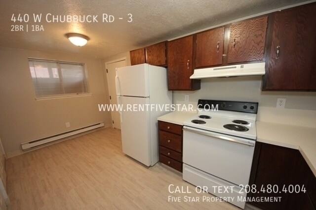 Building Photo - Charming Apartment in Chubbuck! Visit rent...