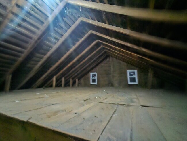 Building Photo - 2689 Strickhouser Rd