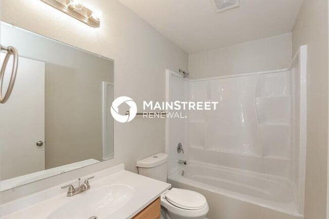 Building Photo - 5 Bedroom Pet-Friendly Home in MESA, AZ with Main Street Renewal