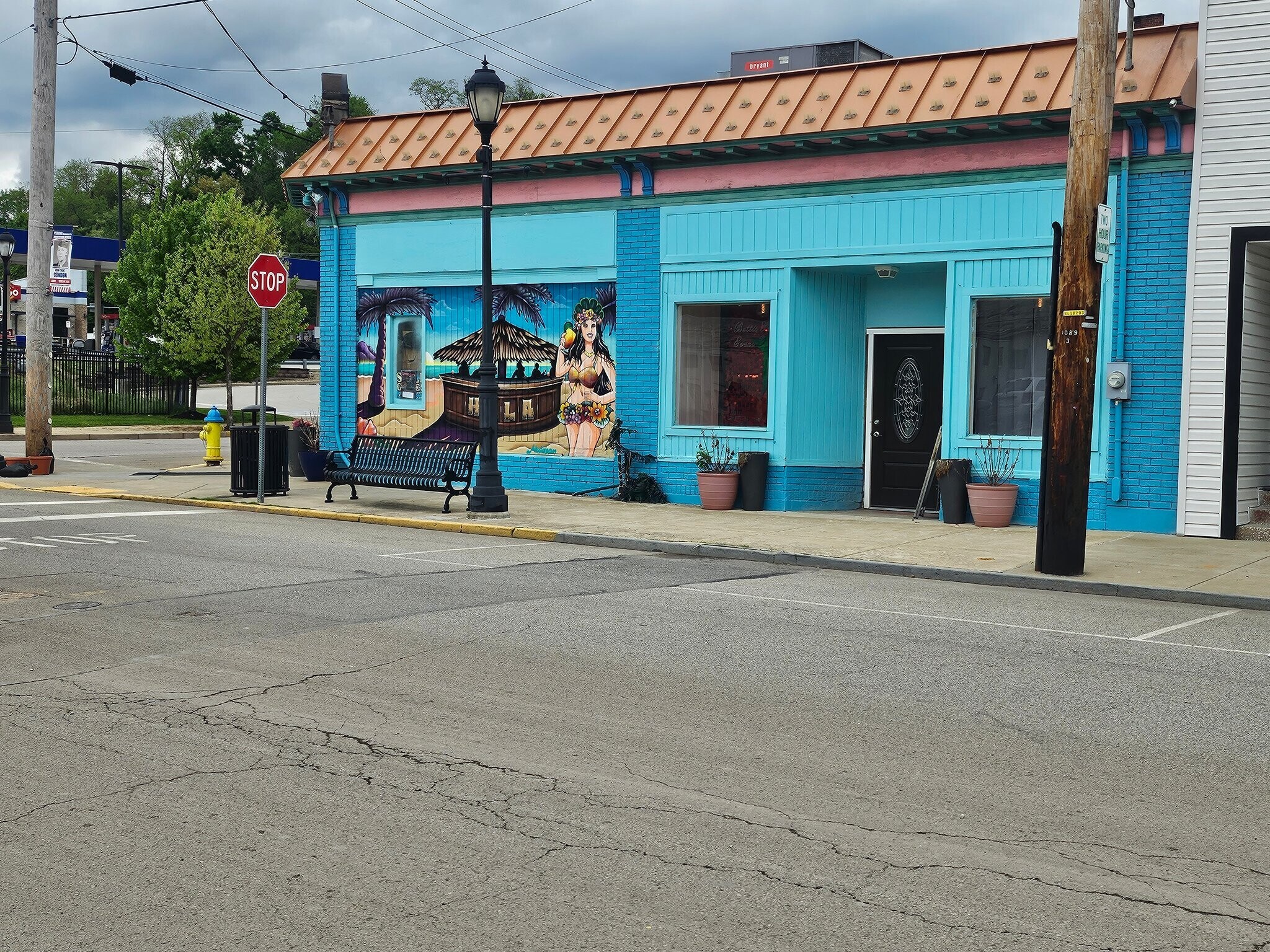 Building Photo - 308 South Ave