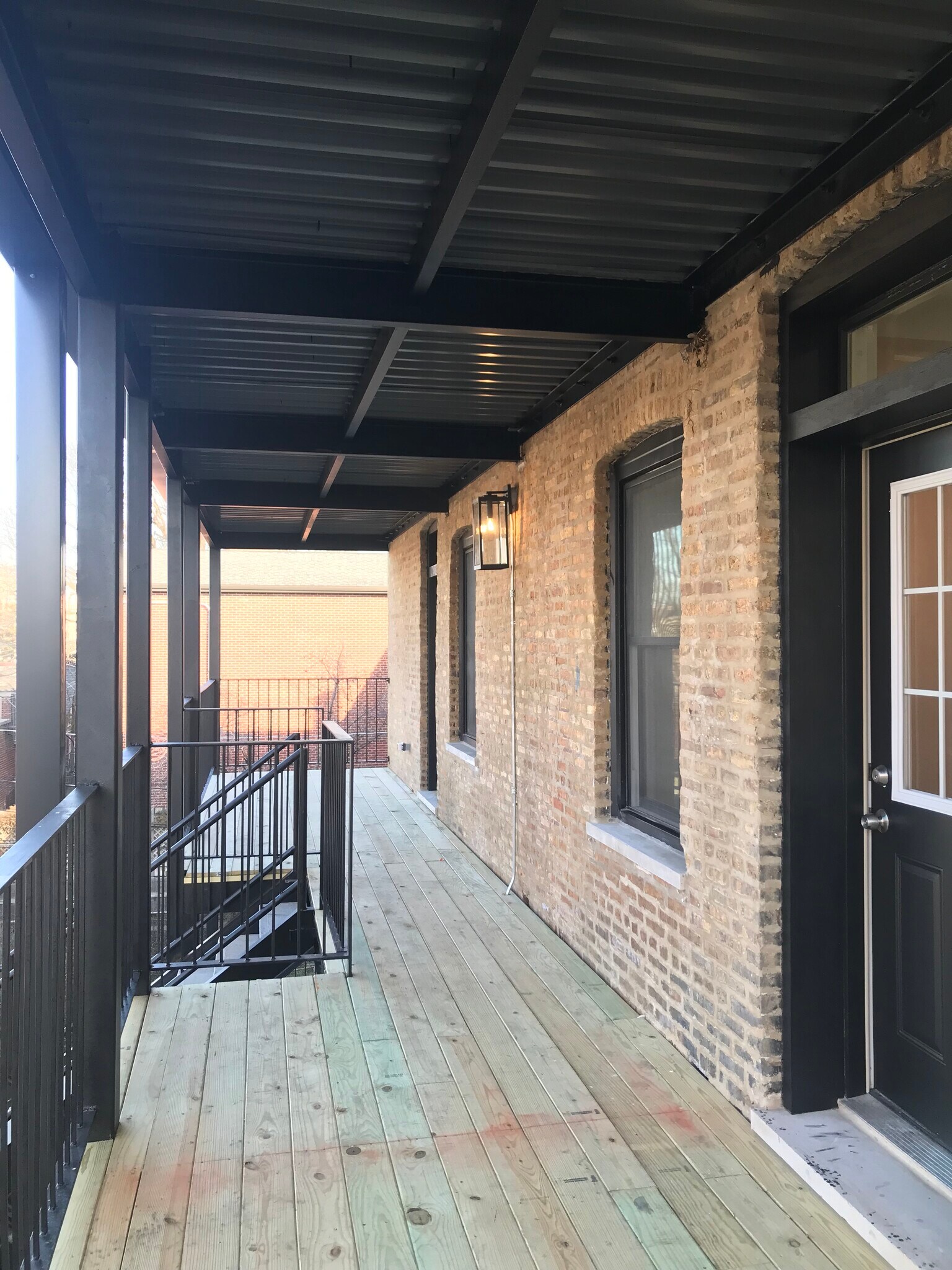 Building Photo - 3712 N Troy St