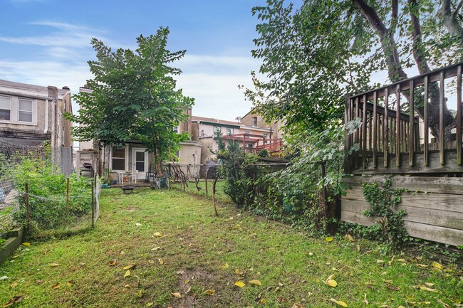 Building Photo - 147 Fountain St