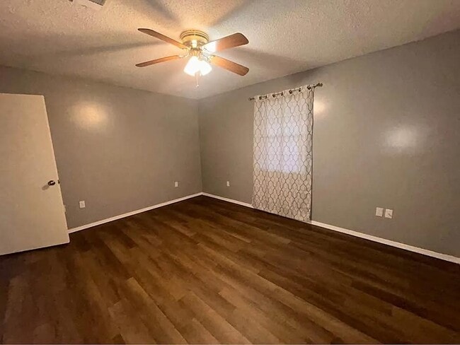 Building Photo - 100 North St