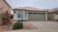 Building Photo - Charming 3 Bedroom, 2 Bathroom Home in a G...