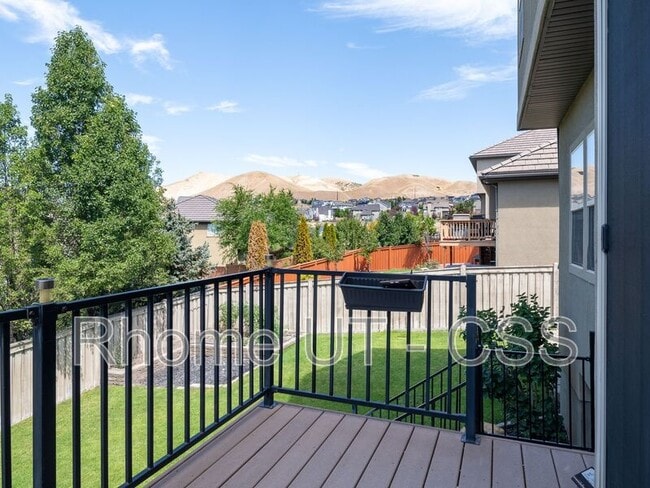 Building Photo - 2698 W Shady Hollow Ln