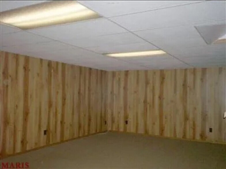Building Photo - 1670 Fairmount Dr