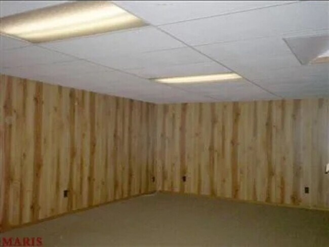 Building Photo - 3 Bedroom Single Family Home in Florissant