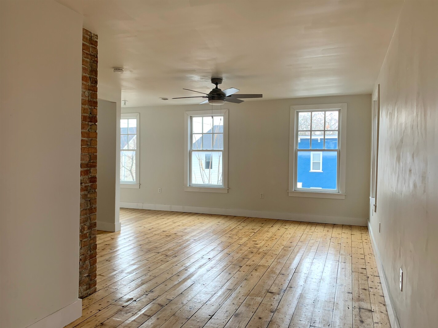 Building Photo - 216 State St