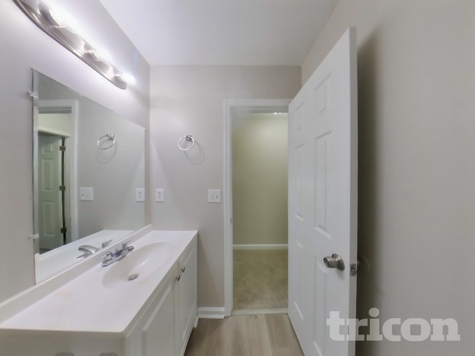 Building Photo - 1194 Eagles Pass