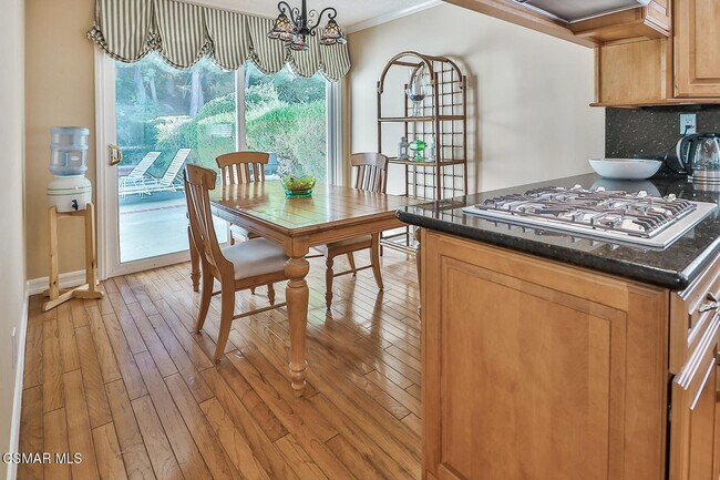 Building Photo - 2367 Silver Spring Dr