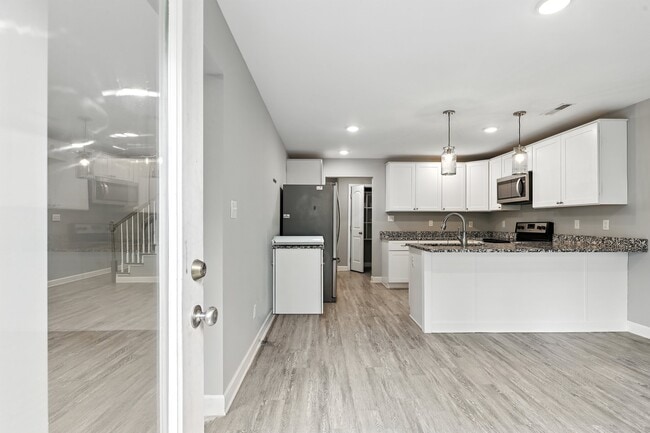 Building Photo - 3133 Bakertown Station Way