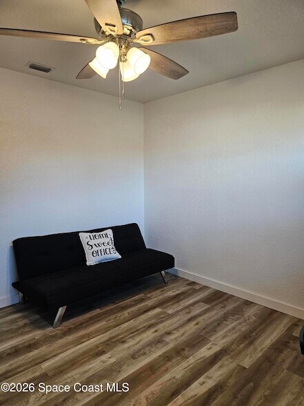 Building Photo - 872 Sadnet Cir NE