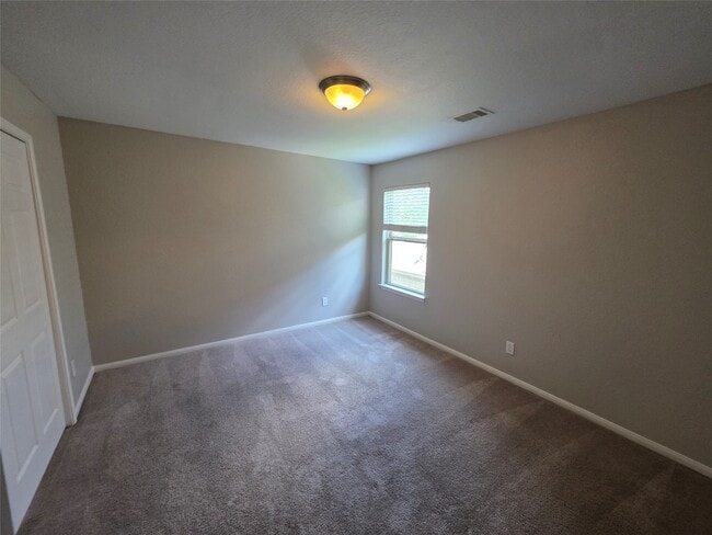 Building Photo - 4427 Garden Ridge Ct