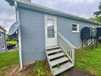 Building Photo - 2073 Castleton Rd