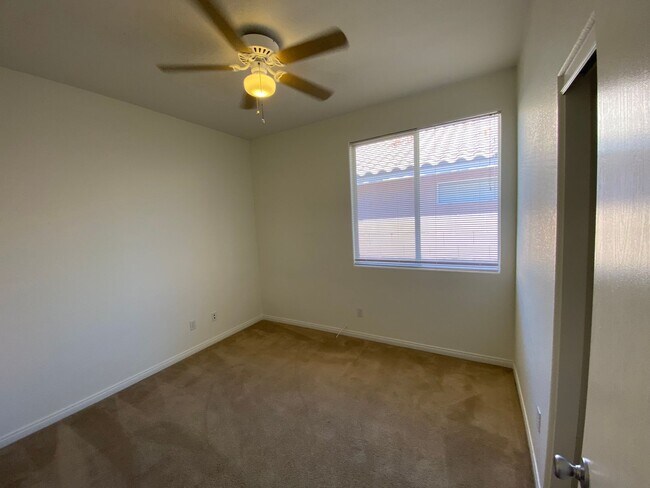 Building Photo - RARE SINGLE STORY IN SUMMERLIN! 3 bed, 2 bath.