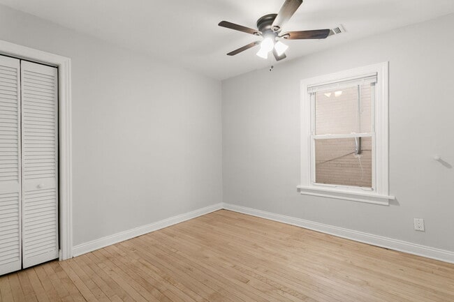 Building Photo - 1144 N Austin Blvd