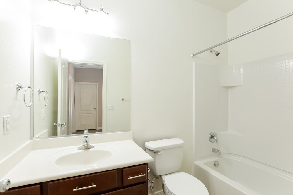 Building Photo - 24656 W Mobile Ln