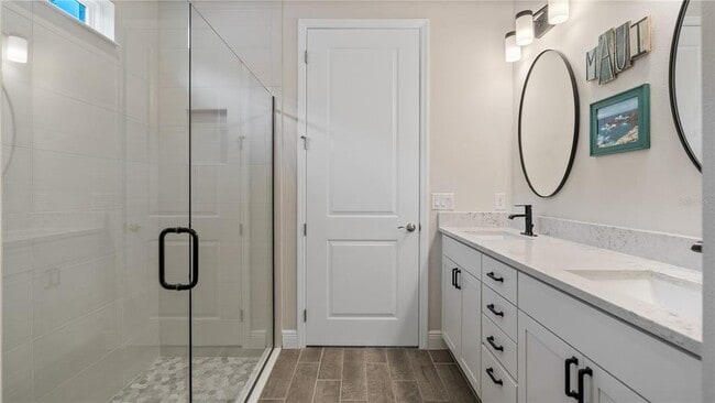 Building Photo - 2044 Flora Pass Pl