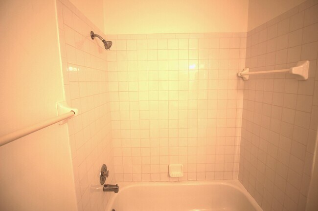 Building Photo - 2900 Olivewood Terrace