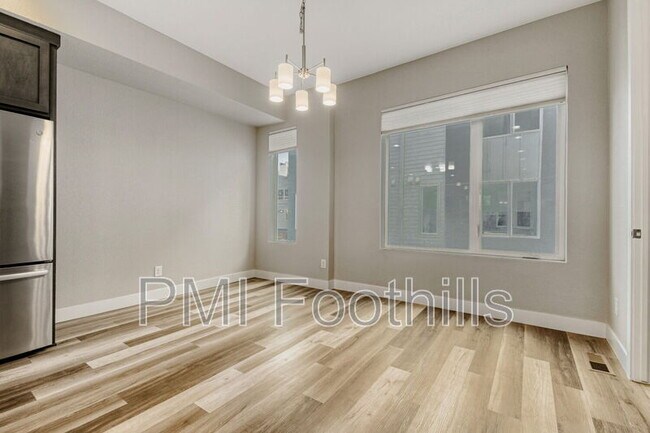 Building Photo - 1611 N Harlan St