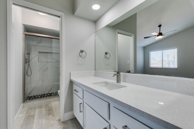 Building Photo - 3-Bedroom Dream Home in Green Valley