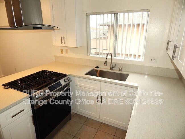 Building Photo - 16542 Kellog Cir