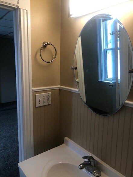 Building Photo - 22 E Pennsylvania Ave